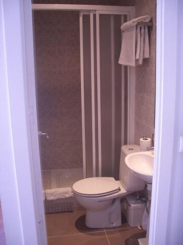 Hostal Santa Isabel Madrid Eksteriør billede